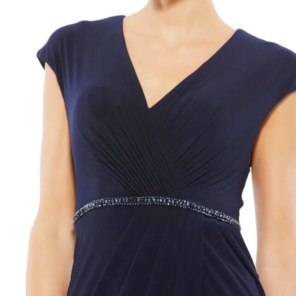 Mac Duggal Navy Blue Crystal Belt Jersey Gown 18 - Picture 4 of 16